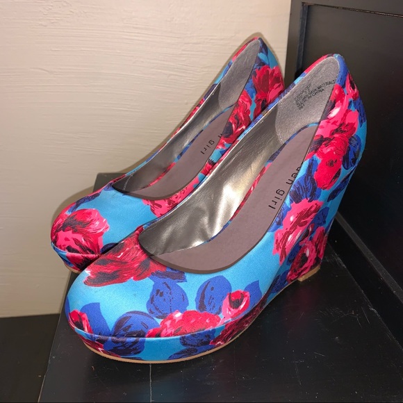 Madden Girl Shoes Madden Girl Floral Platform Wedges Heels Poshmark